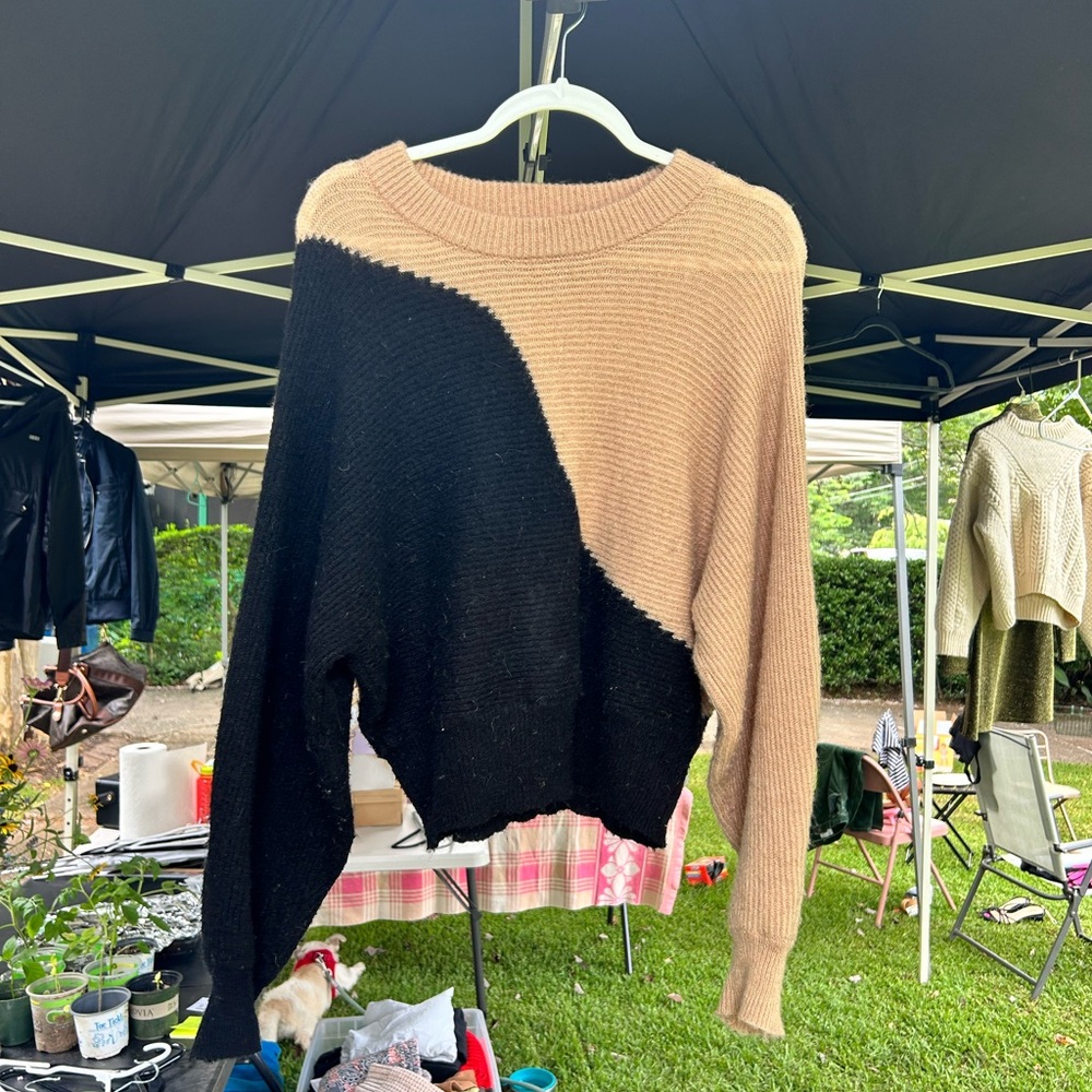 Colorblock Sweater - Black and Tan